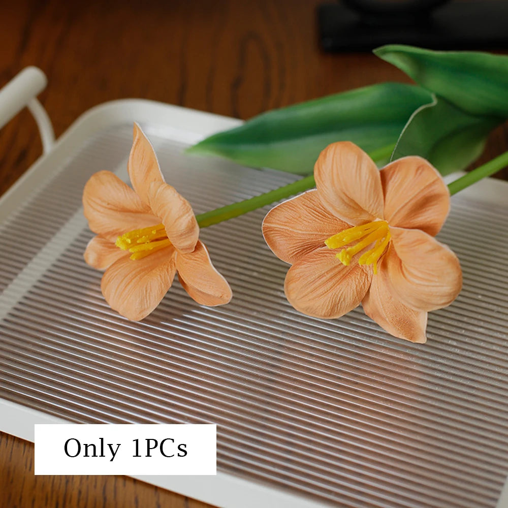 Artificial tulip flowers for wedding and garden decoration