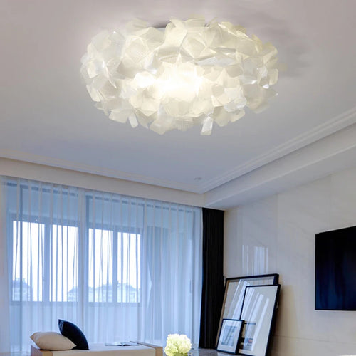 Modern lightweight ceiling light for creative and simple interior decor - vue 6 sur 20