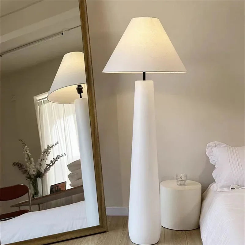 Wabi sabi mushroom-shaped floor reading lamp