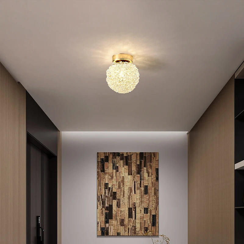 Modern crystal pendant light with adjustable cord - vue 6 sur 12