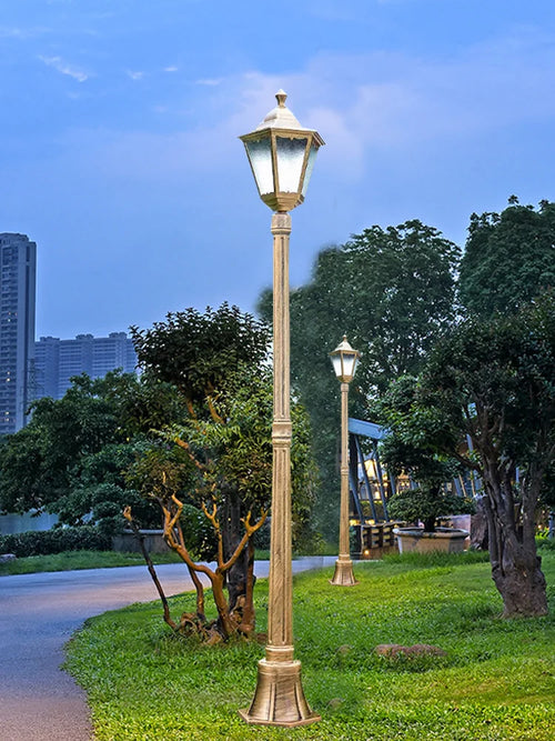 Super bright waterproof outdoor lamp for garden and courtyard - vue 4 sur 8