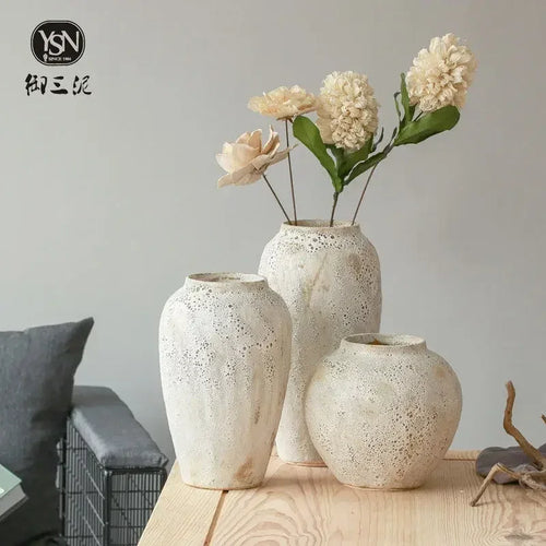 retro ceramic vase for flowers and decoration - vue 4 sur 9