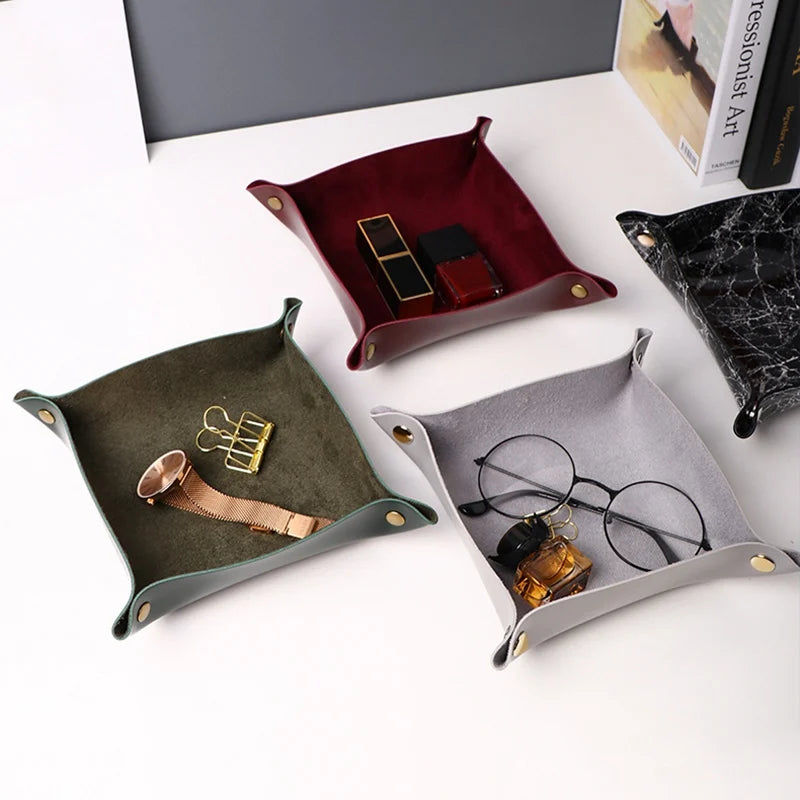 Decorative storage tray for jewellery and accessories