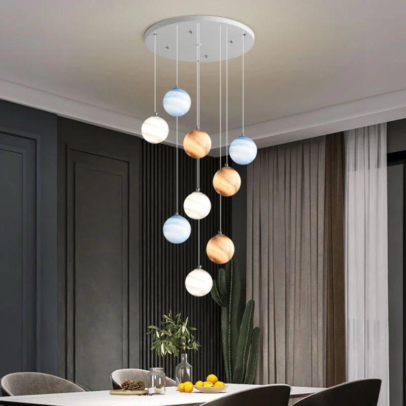 Colourful globe chandelier for modern and elegant lighting - vue 4 sur 14