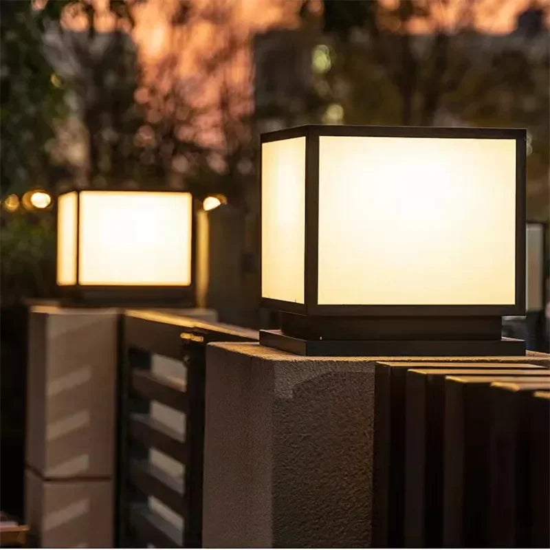 Vintage square waterproof outdoor post lamp for garden and terrace - vue 4 sur 14