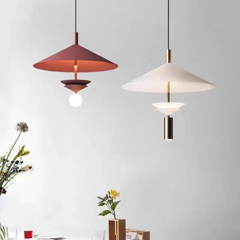 Modern indoor metal pendant light with soft illumination - vue 3 sur 14