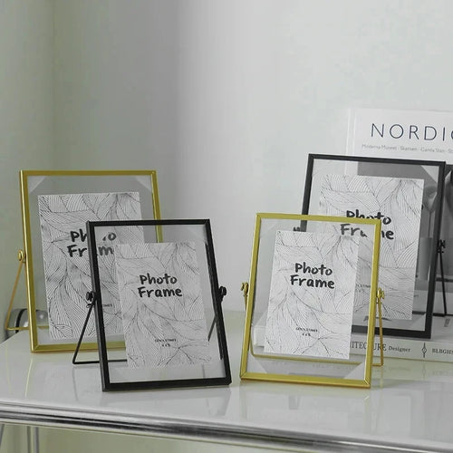 Floating glass photo frame with decorative pressed flowers - vue 4 sur 8