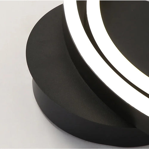 Modern Nordic ceiling light with premium lighting and sleek design - vue 6 sur 10