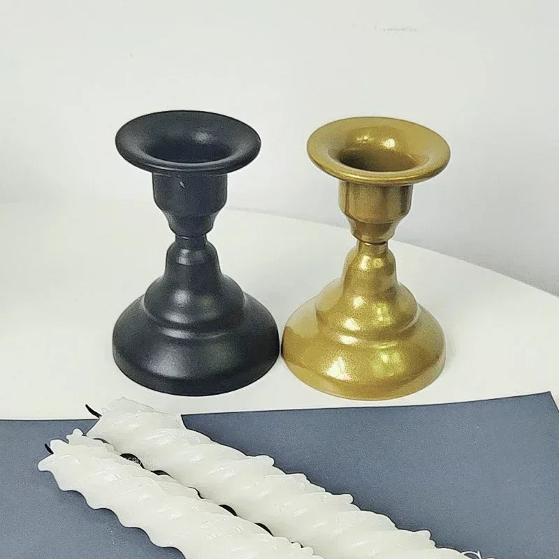 Creative Nordic wrought iron candle holder for interior decoration