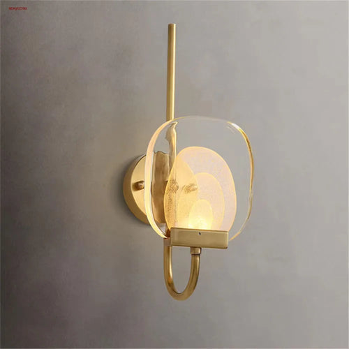 Luxury brass and crystal LED wall light with modern design - vue 2 sur 7