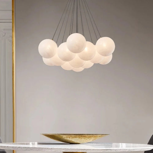 Modern design LED pendant chandelier with suspended globes - vue 5 sur 9
