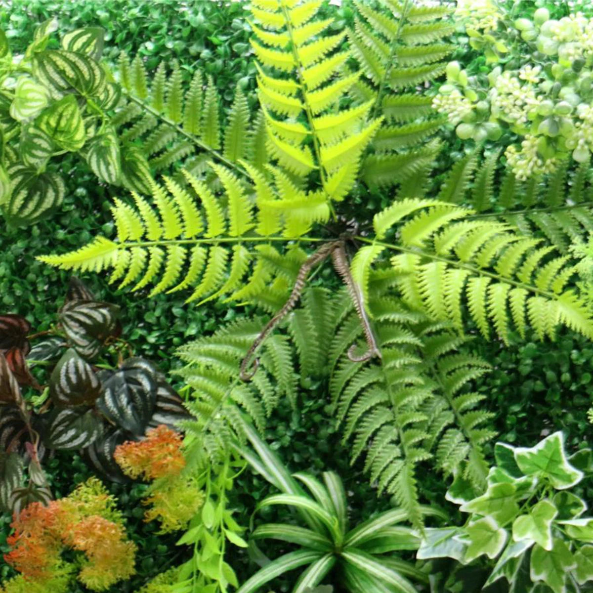 Reusable artificial plant wall for garden decoration and UV protection - vue 4 sur 9
