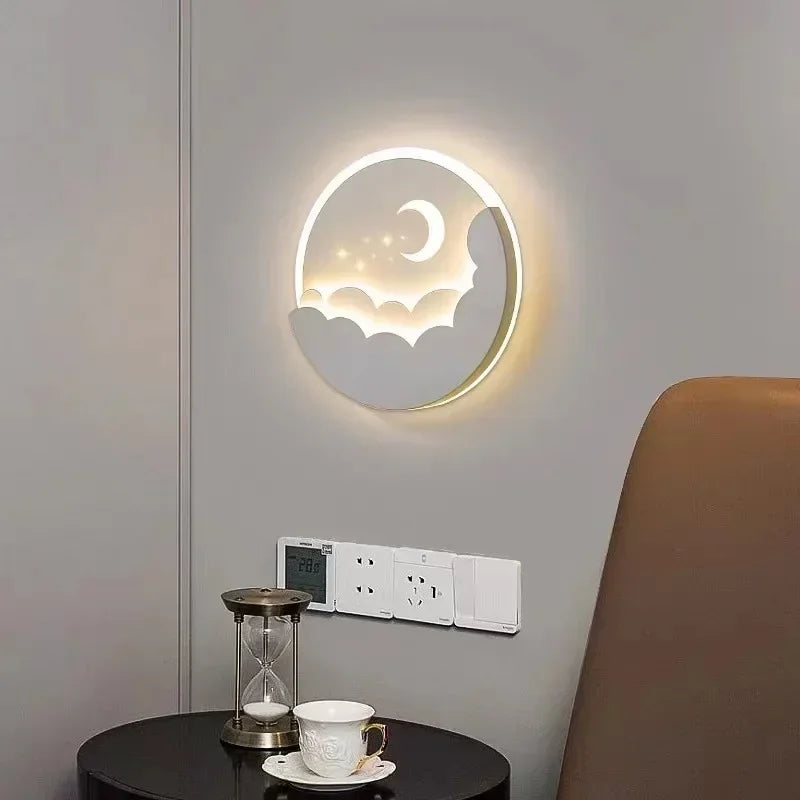 Modern LED wall light for decorative and ambient interiors - vue 4 sur 7