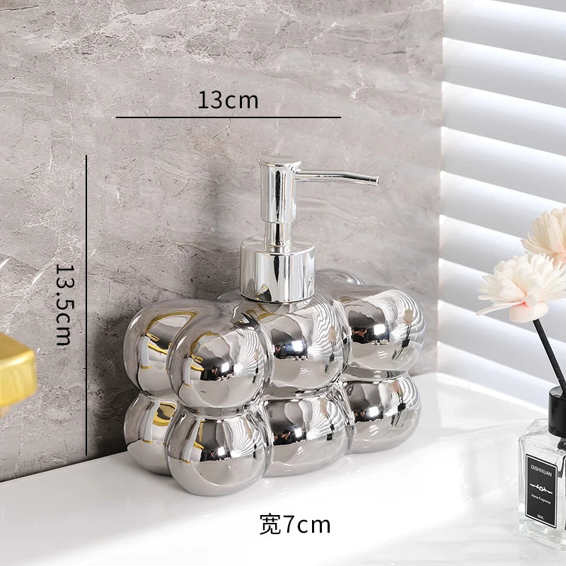 ceramic bathroom accessories for a stylish bathroom - vue 17 sur 21
