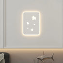 Dimmable metal wall light with maple leaf design