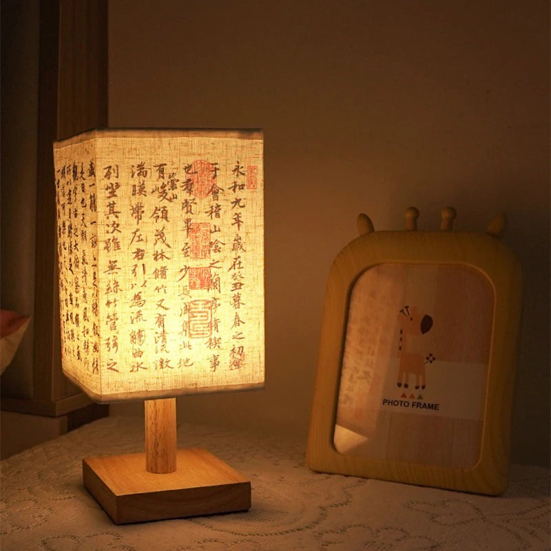 Decorative square LED table lamp with dimmer and USB port
