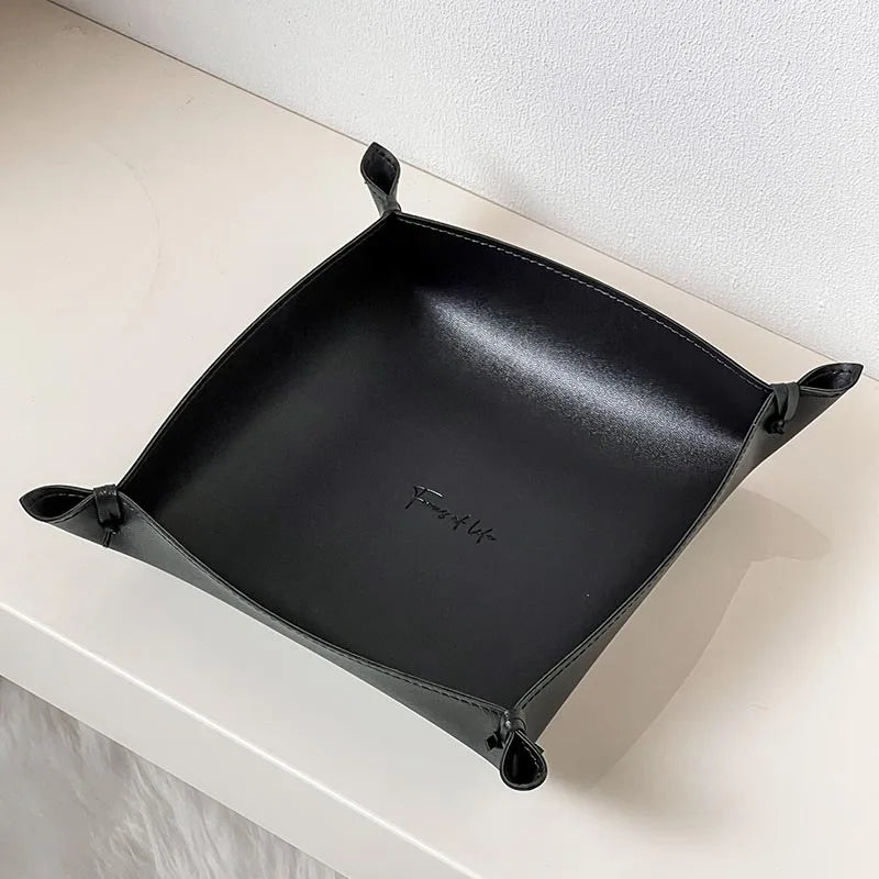 Leather storage tray for dice, jewellery and keys - vue 7 sur 14