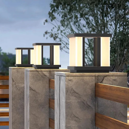Square solar garden lamp for decorative outdoor use - vue 4 sur 8