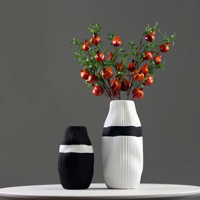 decorative striped ceramic vase for dried flowers - vue 6 sur 11