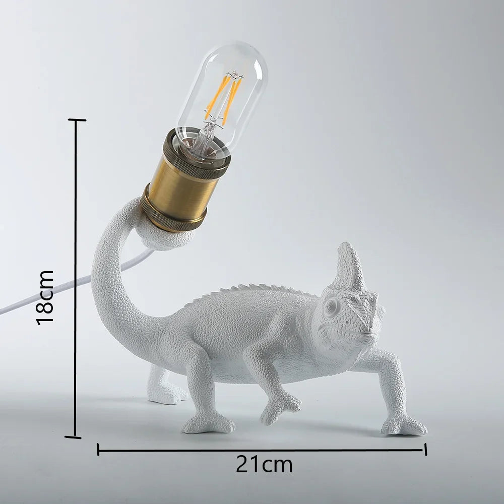Modern decorative nordic lizard table lamp for indoor use