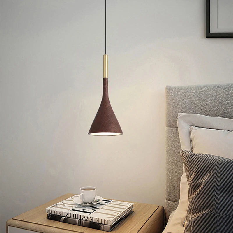 Modern metal pendant light with wood effect and adjustable cord - vue 4 sur 8