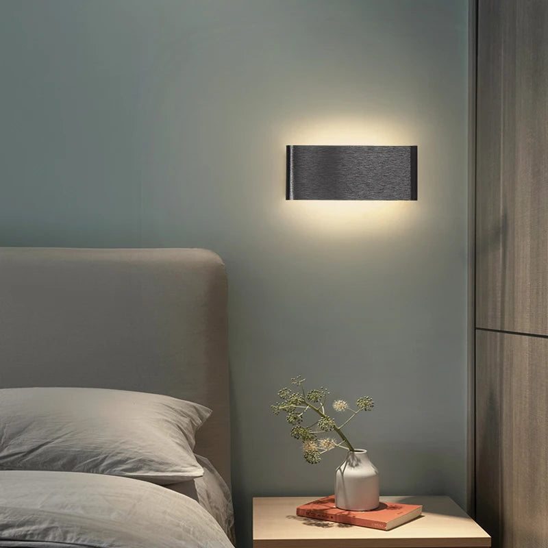 Square aluminium LED bedside lamp for hotel - vue 5 sur 14