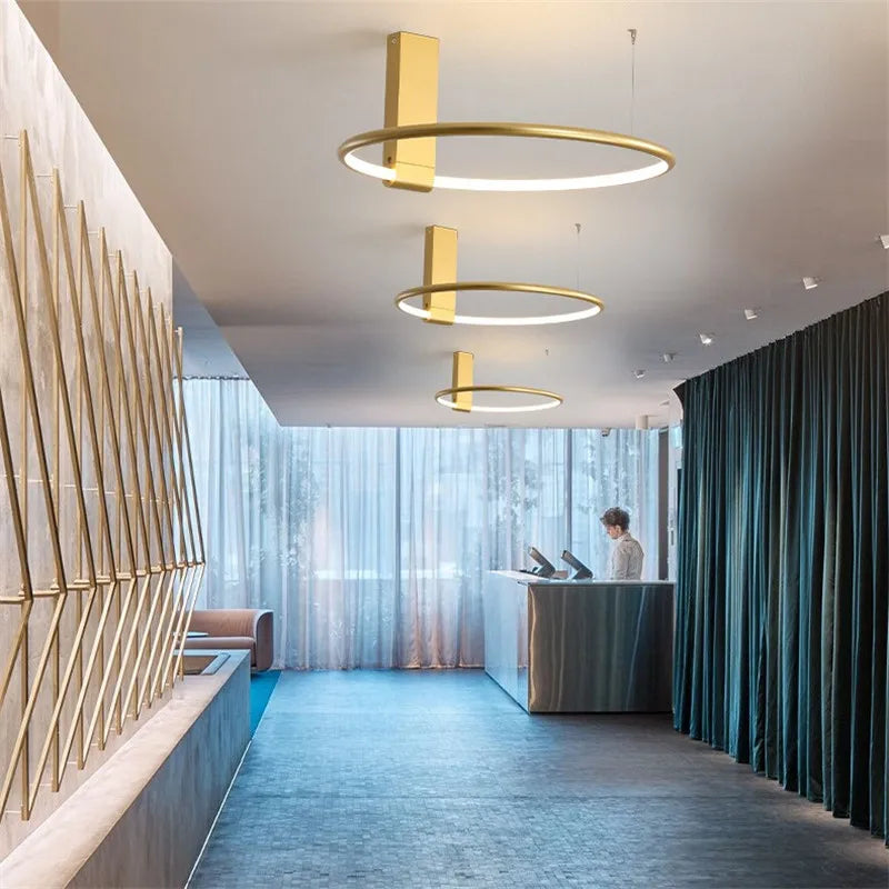 Modern circular LED ceiling light with creative 360-degree rotation - vue 3 sur 11