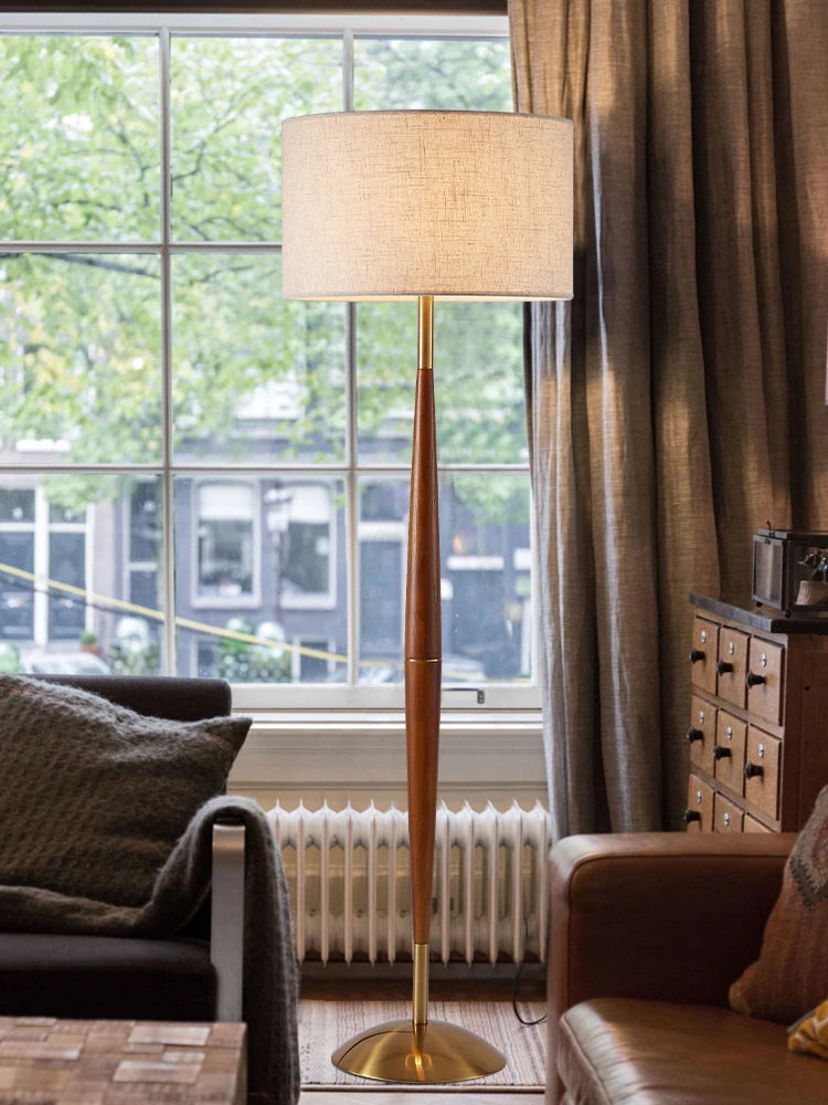 Modern walnut wood and fabric decorative floor lamp - vue 3 sur 17