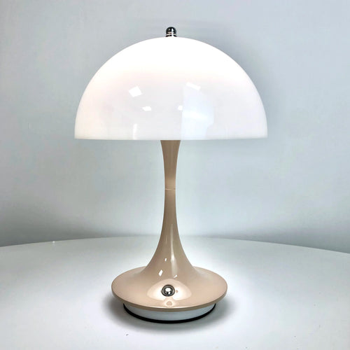 Dimmable USB LED bud table lamp