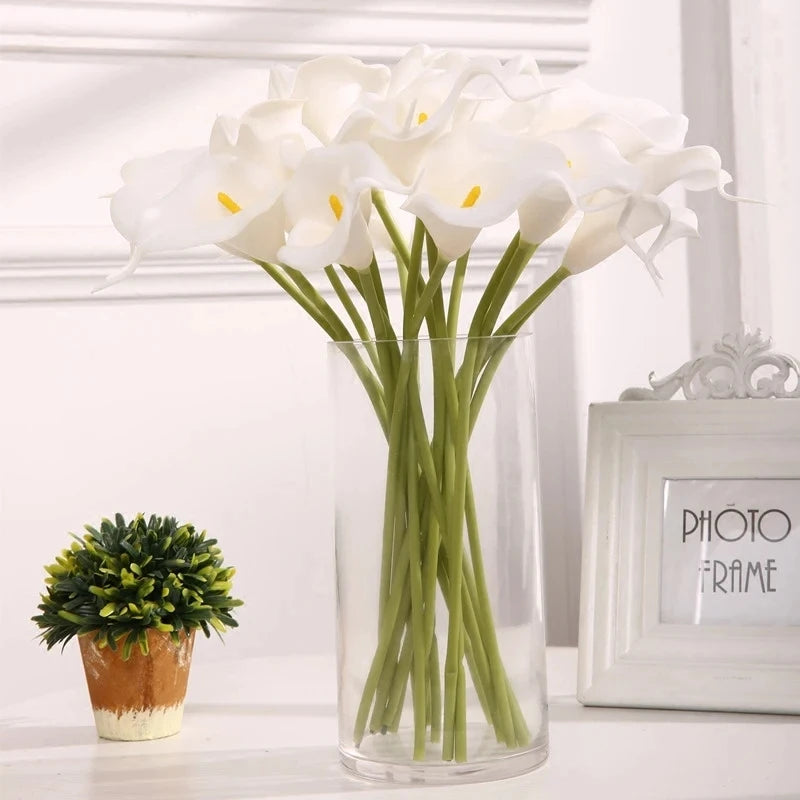 Set of artificial calla lily flowers for weddings and decoration