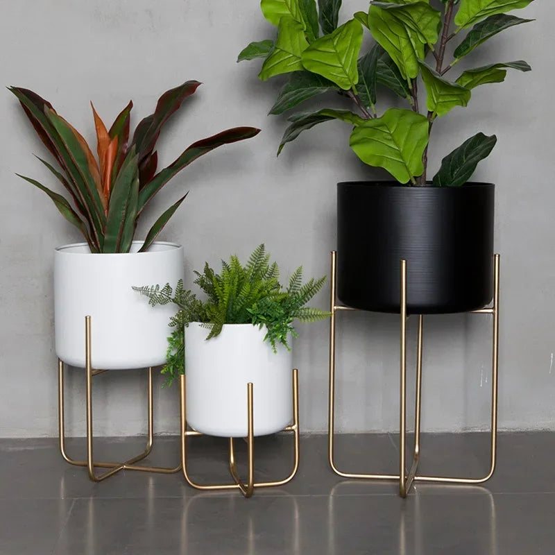 removable and freestanding gold flower stand for elegant plants