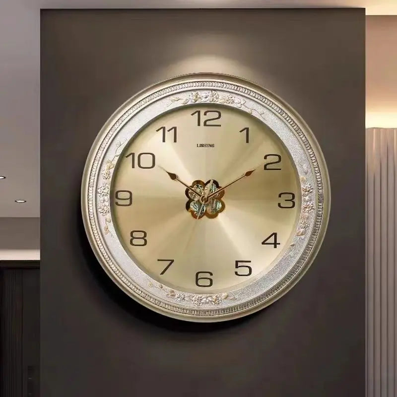 modern silent decorative and creative wall clock for indoor use - vue 6 sur 7