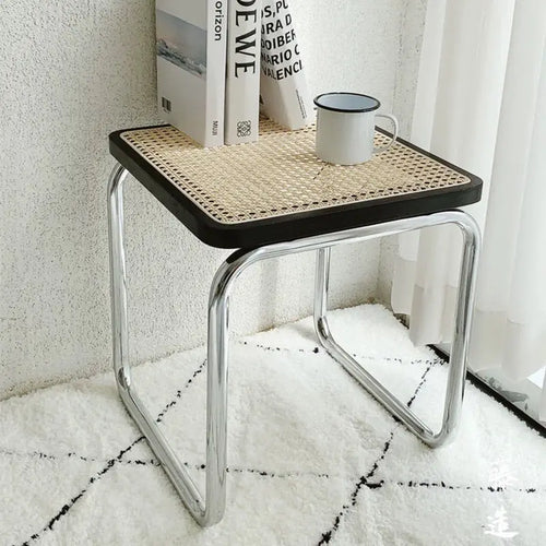 low stool in old Japanese-style rattan for living room or entrance - vue 8 sur 11