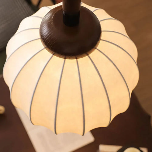 Silk and wood chandelier for modern indoor lighting - vue 6 sur 7