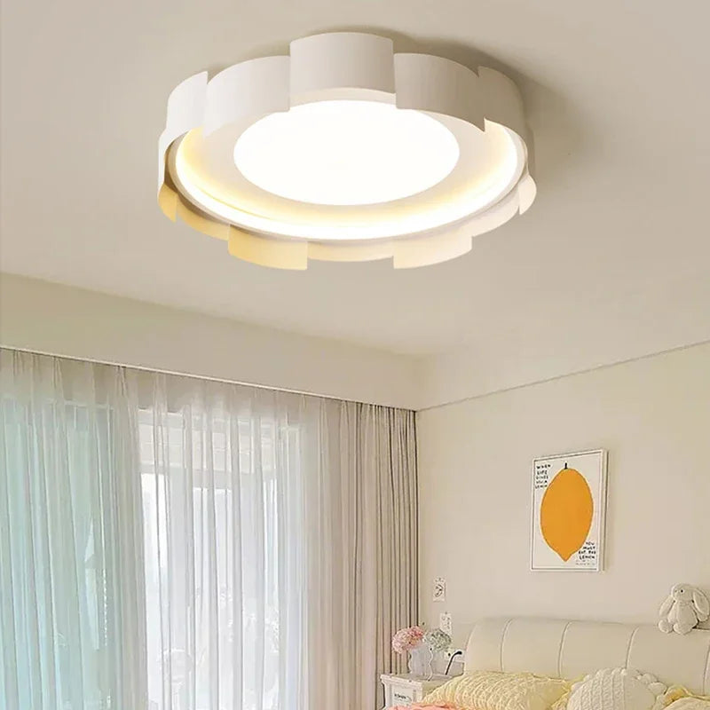 Modern LED chandelier for interior decoration