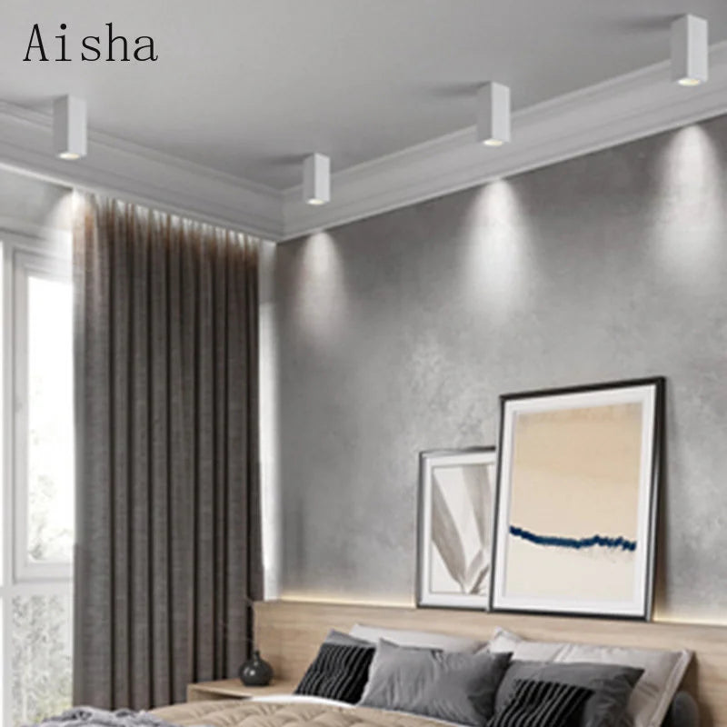 Square LED ceiling light for modern interior decor - vue 4 sur 12