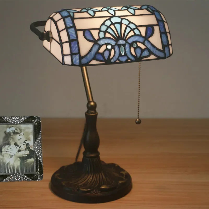 Nordic retro table lamp with stained glass, baroque Mediterranean decor - vue 5 sur 6