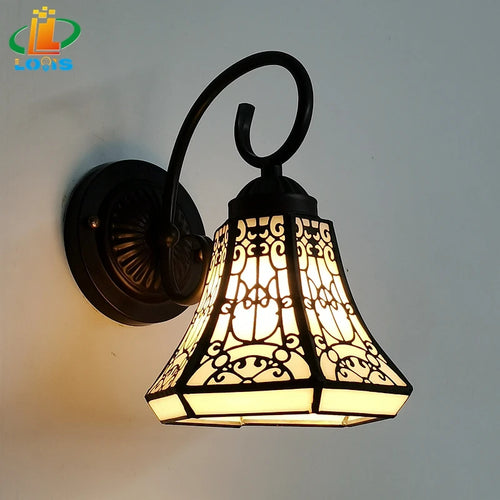 Scandinavian curved glass wall light vintage Tiffany style - vue 4 sur 6