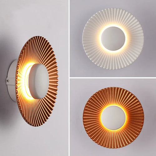 Modern disc-shaped LED wall light for hotel and restaurant - vue 2 sur 11