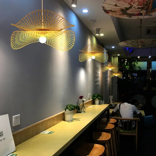 Handmade Chinese bamboo chandelier with suspended LED lighting - vue 3 sur 7