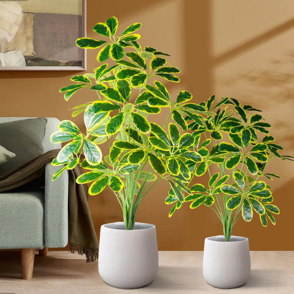 Artificial palm and monstera plants for indoor and outdoor decoration - vue 6 sur 12