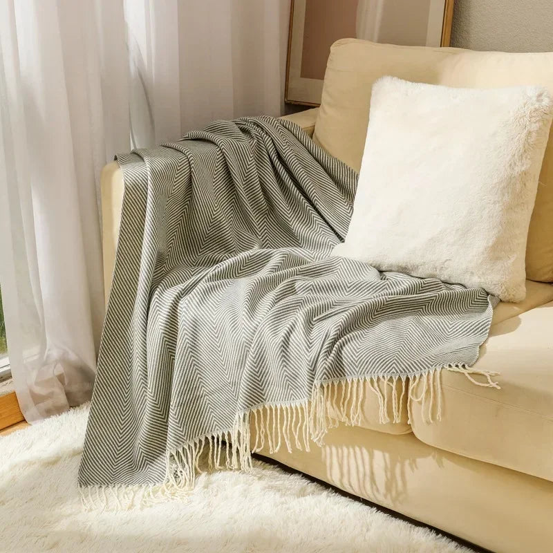 Nordic striped knitted throw for sofa and bed