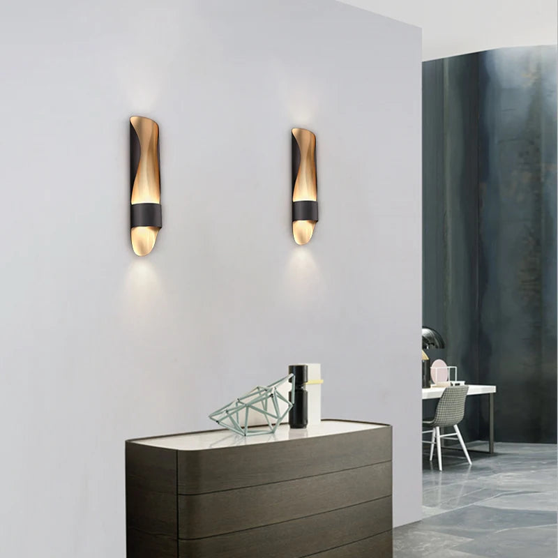 Industrial wall light for modern and minimal interiors - vue 3 sur 7