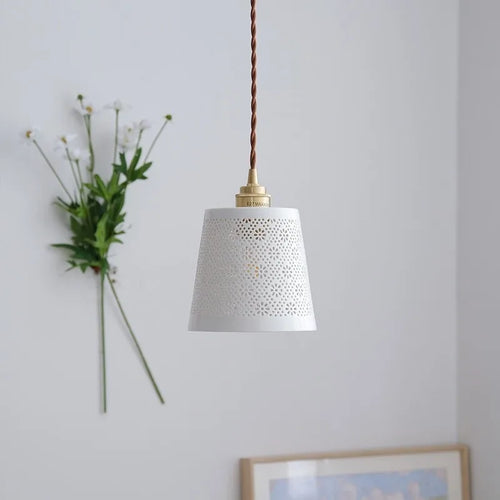 Nordic design decorative LED pendant light in copper and ceramic - vue 7 sur 6