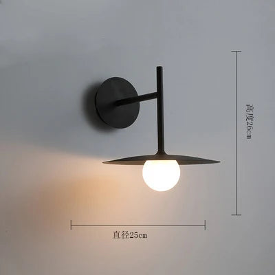 Modern wall light for a stylish and bright interior - vue 4 sur 9