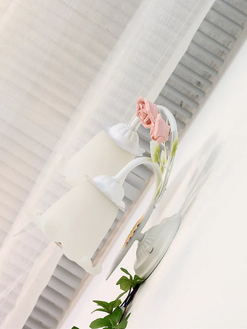 Modern floral wall light for warm decorative lighting - vue 5 sur 8