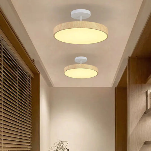 Modern round ceiling light with wood-effect finish for elegant interiors - vue 4 sur 14
