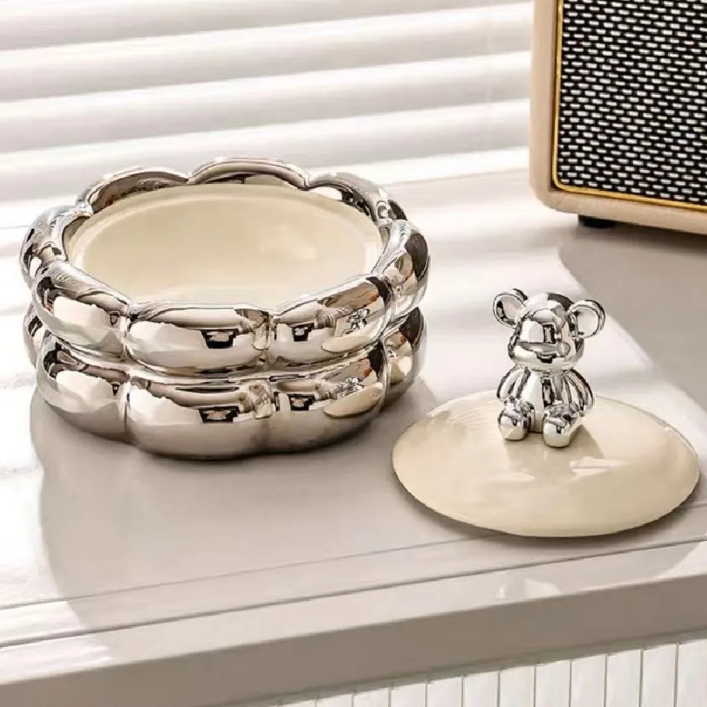 luxury creative bear ashtray with anti-fly ash cover - vue 10 sur 10