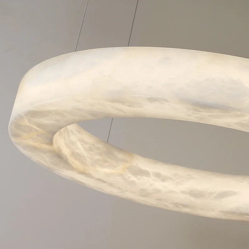 Modern luxury pendant light in Spanish natural marble and copper - vue 4 sur 10