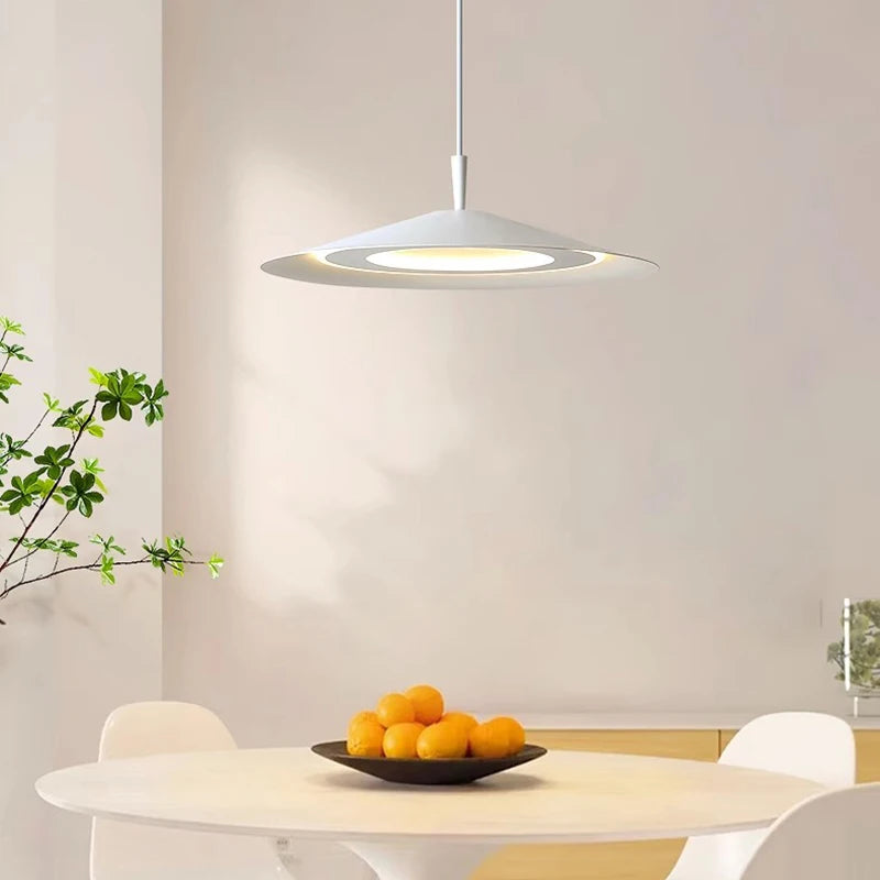 Minimalist dimmable LED lamp for restaurant
